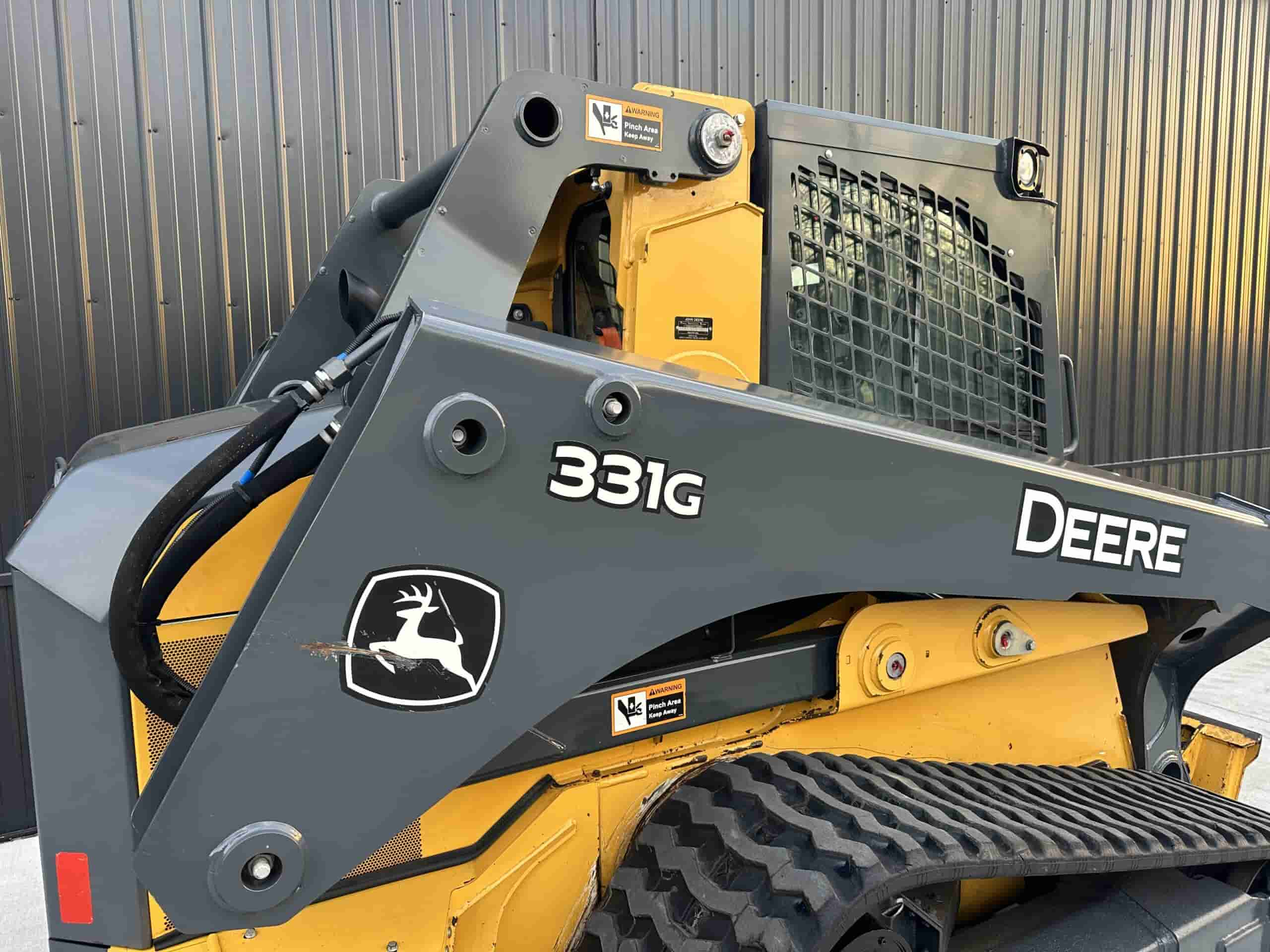 2018 JOHN DEERE 331G
